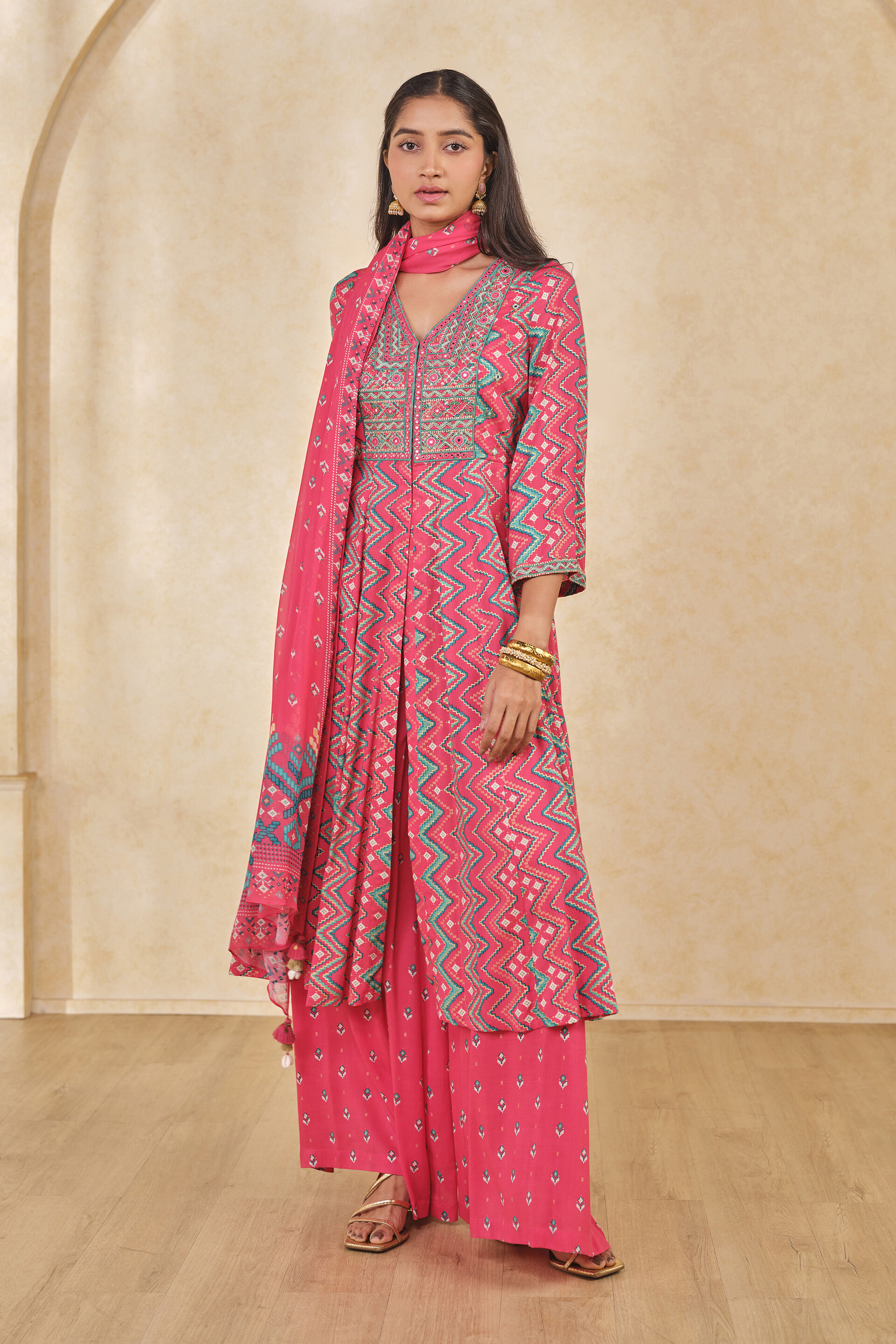 Fitoor Kurta Set, Pink, image 2